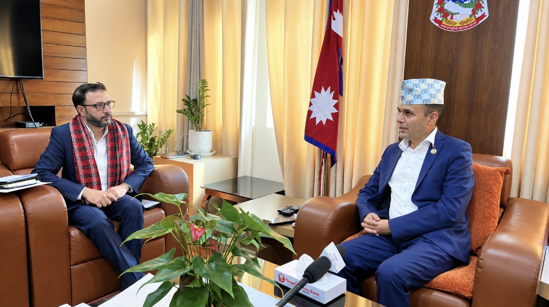 चलचित्र विकास बोर्डका नवनियुक्त अध्यक्ष पण्डितले सम्हाले जिम्मेवारी