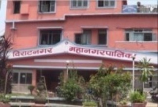 कोसी अस्पतालका अनधिकृत संरचना महानगरले हटाउँदै   