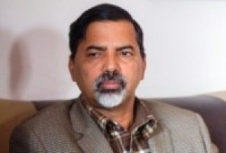 निर्माण व्यवसायमा धेरै श्रमिक ठगिएको गुनासो छ : अर्थमन्त्री शर्मा   