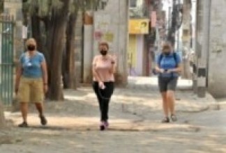 लकडाउनमा काठमाडौँको न्यूरोडमा पर्यटक
