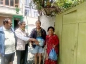 ७०० विपन्न परिवारलाई राहत