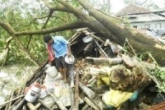 अम्फान आँधीका कारण बङ्गलादेश र भारतमा ८४ को मृत्यु
