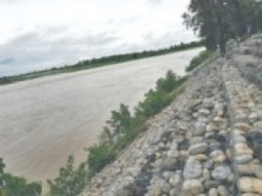 नदी नियन्त्रणको काम सुरु नहुँदा तटीय क्षेत्रका बासिन्दा चिन्तित    