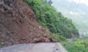 पहिराले नारायणगढ–मुग्लिन सडक अवरुद्ध    