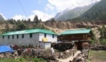 सीमा प्रशासन कार्यालयमा कर्मचारी छैनन्