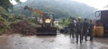 सिन्धुपाल्चोकमा पहिराले पुरेर १० को मृत्यु : मेलम्ची पहिरामा हराएका आठ शव फेला