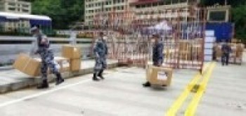 चीनद्वारा सिन्धुपाल्चोकलाई ठूलो मात्रामा स्वास्थ्य सामग्री प्रदान