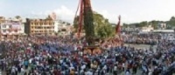 रातो मच्छिन्द्रनाथलाई विधिपूर्वक रथारोहण गरियो