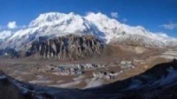 वर्षा सुरु भएपछि मनाङवासीमा त्रास   