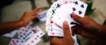 जुवा खालबाट वडाध्यक्षसहित पन्ध्र पक्राउ
