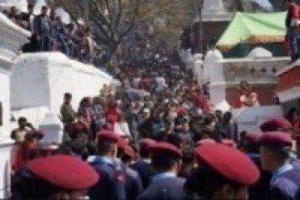 पशुपतिनाथमा ११ बजेसम्म साढे दुई लाख दर्शनार्थीले गरे दर्शन