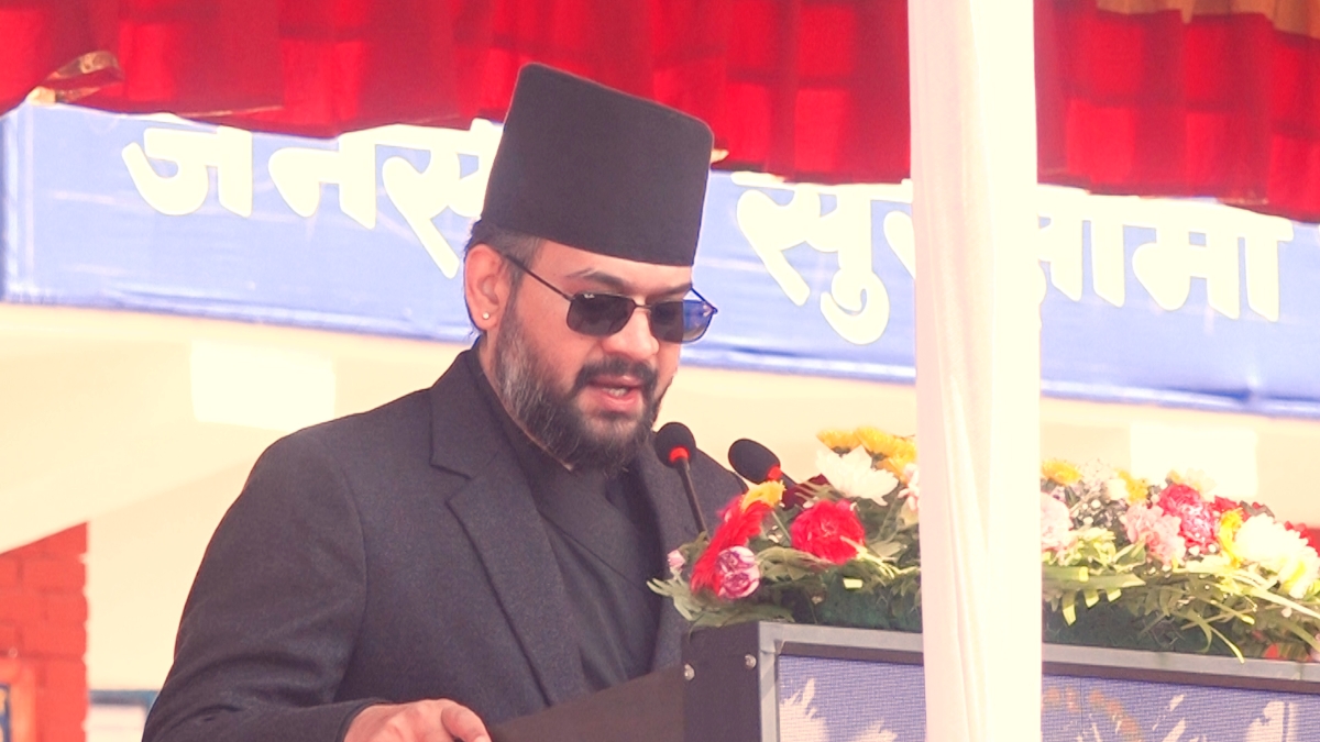 नेपाल प्रहरीले दबाब वा प्रभावमा नपरी नागरिकको सेवामा काम गर्नुपर्छ : प्रधानमन्त्री