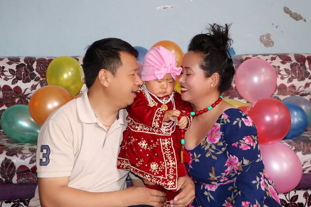हरेक सन्तान बा- आमाको  रगत पसिना र भावनाबाट सिर्जिएका अमूल्य उपहार हुन