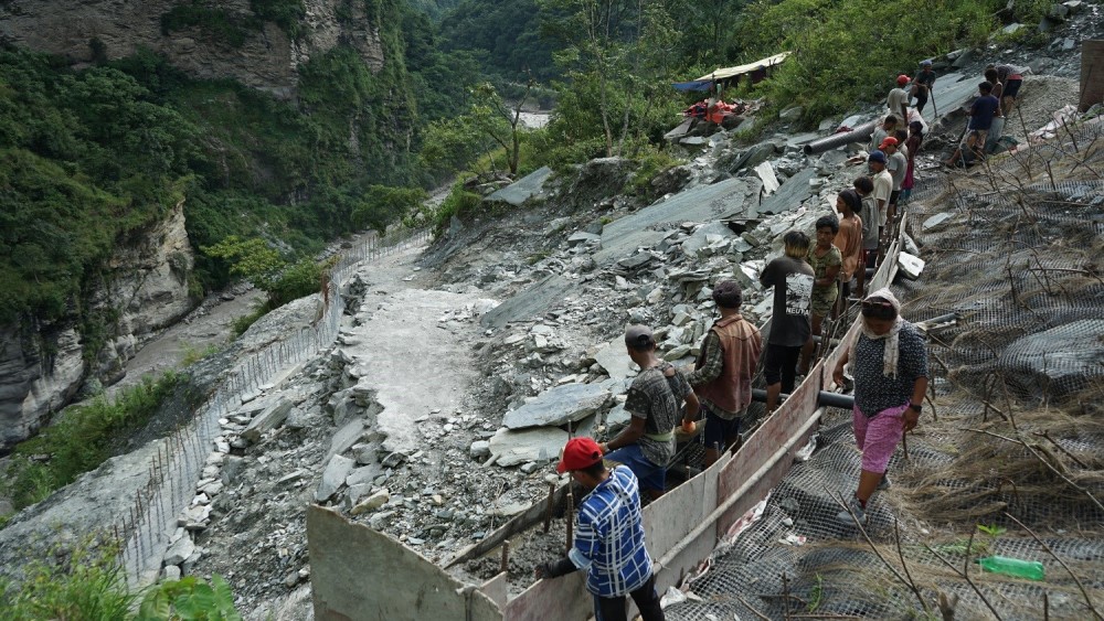 टिकटक बनाउने क्रममा कालीगण्डकीमा एक महिला बेपत्ता
