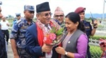 प्रधानमन्त्री दाहाल चितवनमा !