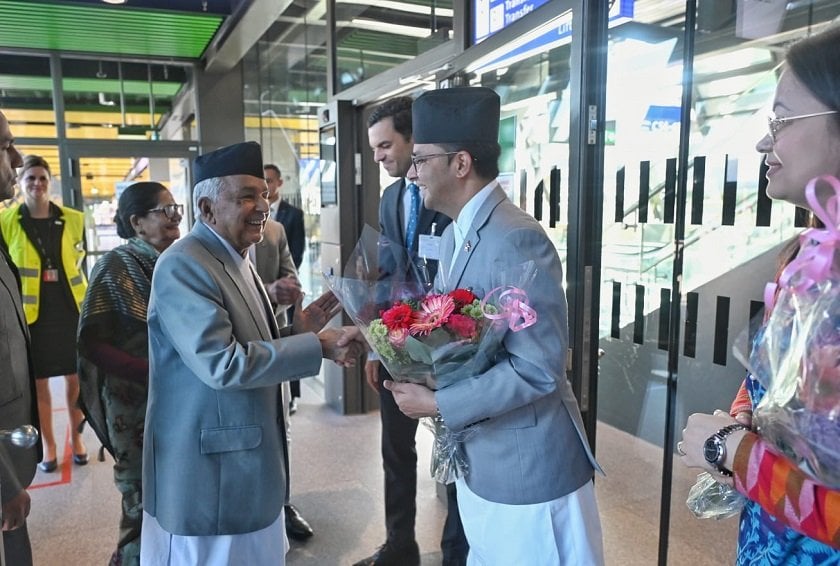 राष्ट्रपति पौडेल स्वदेश फिर्ता