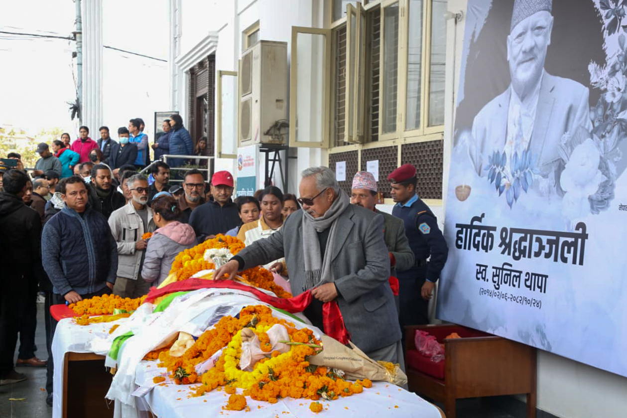 चलचित्र विकास बोर्डमा सुनिल थापाको अन्तिम बिदाइ (तस्बिरहरु )