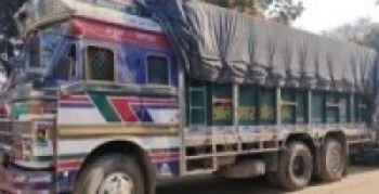 भन्सार छली भित्र्याइएको ट्रक नियन्त्रणमा   