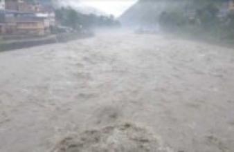 ठेउलेखोलामा आएको बाढीले कालीगण्डकी करिडोर अवरुद्ध