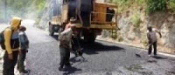 पाथीभरा जाने सडक कालोपत्र हुने    