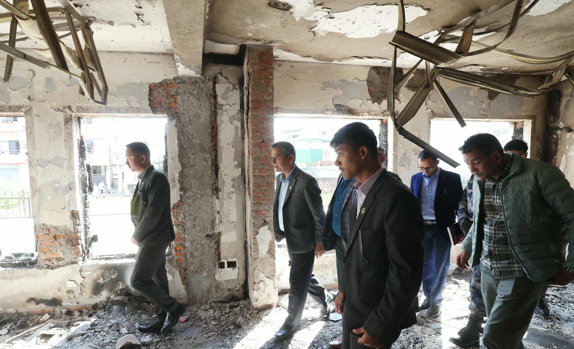 गृहमन्त्रीद्वारा पूर्व राष्ट्रपति भण्डारीको घरको अवलोकन