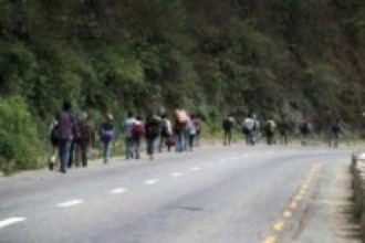 लकडाउनमा पनि रोकिएन पदयात्रा