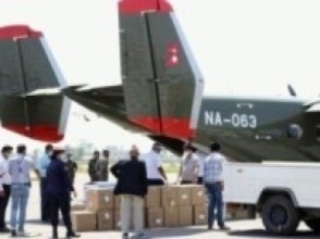 सेनाले चीनबाट स्वास्थ्य सामग्री ल्याउँदै