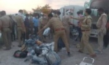 भारतको उत्तर प्रदेशमा दुई ट्रक ठोक्किँदा २४ जनाको मृत्यु