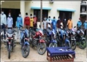 मोटरसाइकल चोरी आरोपमा १२ पक्राउ