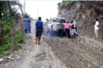 बर्खायाममा ग्रामीण सडकको अवस्था