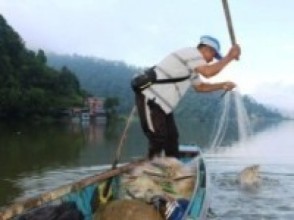 माछा मार्न अनुमति पत्रसँगै पोशाक प्रदान