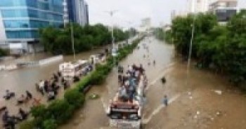 बाढी पहिरोमा परेर पाकिस्तानमा मर्नेको सङ्ख्या १३४ पुग्यो   
