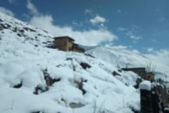 काठमाडौँमा वर्षा, पर्यटकीयस्थल चन्द्रागिरिमा हिमपात   