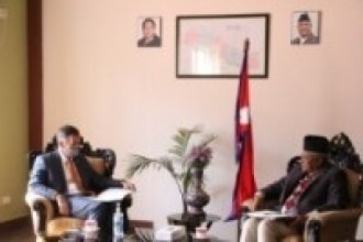 मन्त्री श्रेष्ठबाट शिक्षामा अमेरिकी सहयोगको प्रशंसा  