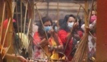 बडादसैंमा गह्रौंसुर कालिका मन्दिरमा दर्शनार्थीको भीड