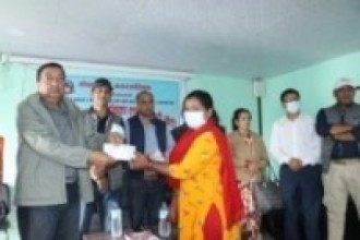 गोकर्णेश्वर नगरपालिकाद्वारा कौसी खेती प्रबर्धनमा प्रती ब्यक्ती १० हजार अनुदान बितरण।