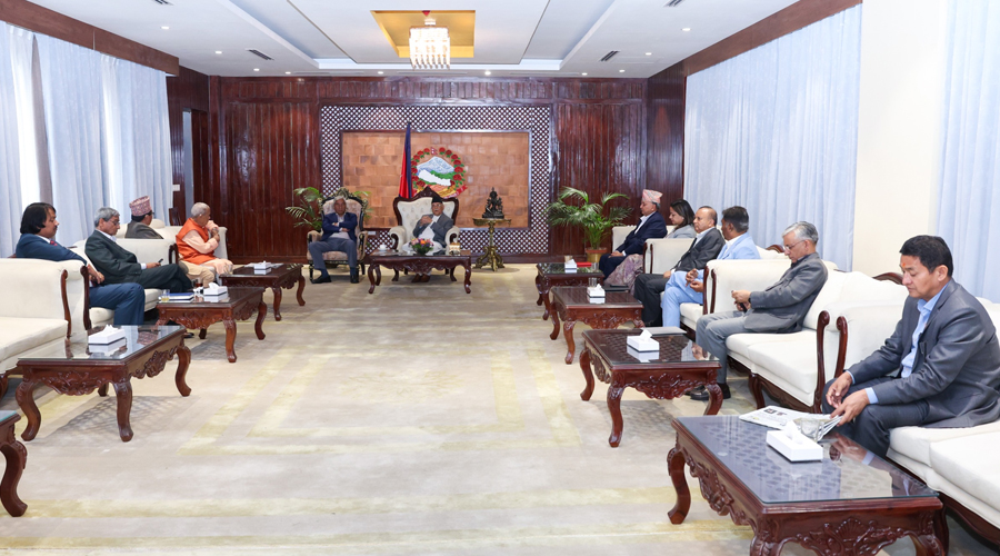 सत्तारुढ दलको बैठक सुरु