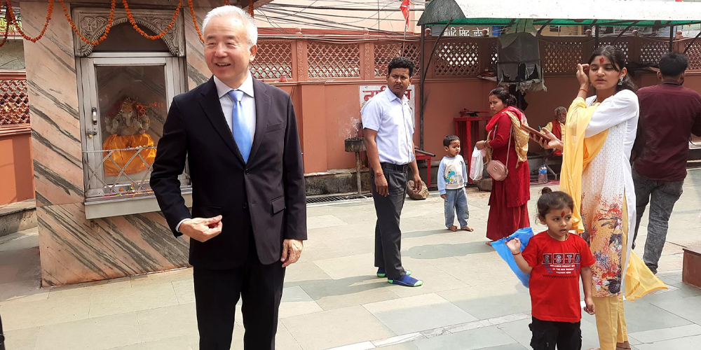 जापानका राजदूतद्वारा गहवामाईको दर्शन