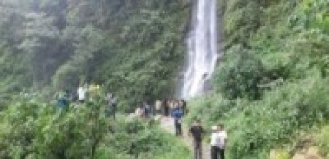 प्रचार नपाएको नौ बहिनी झरना