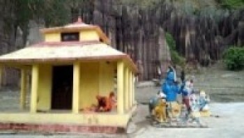 पर्यटकीय क्षेत्र लिङ्गेश्वरमा पूर्वाधार निर्माण गरिँदै  