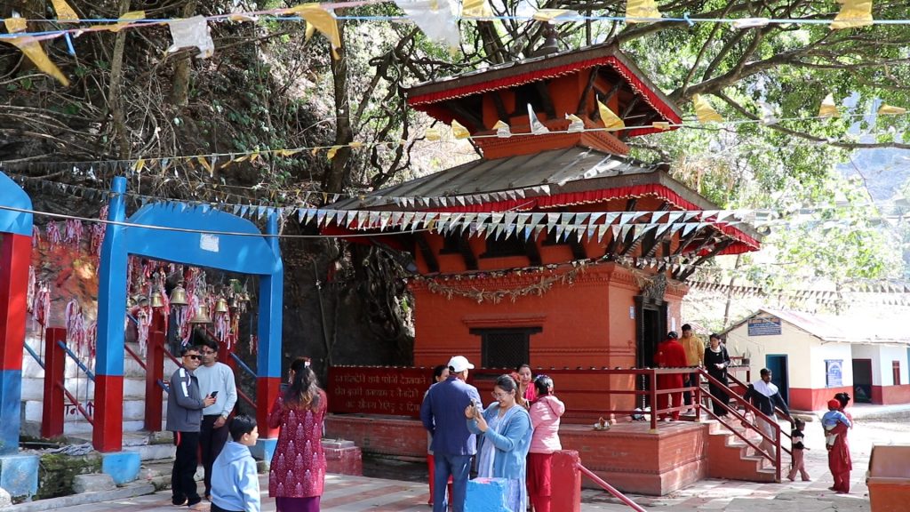 धार्मिक पर्यटकीय गन्तव्य बन्दै मालिका मन्दिर