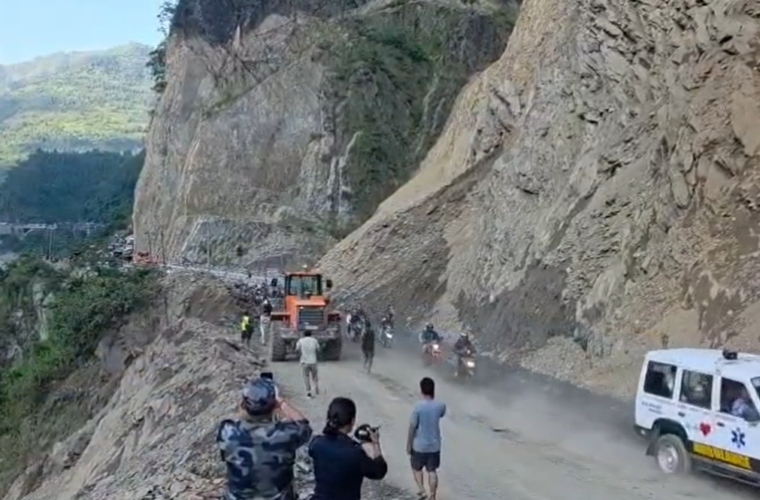 नारायणगढ–मुग्लिन सडकखण्डमा सहज रूपमा यातायात सञ्चालन