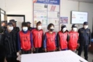 लोत्से मलमा लुटपाट गर्ने पक्राउ गरी सार्वजनिक