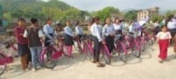 विद्यालय आउजाउ गर्न अब चार घण्टा हिँड्नु पर्दैन