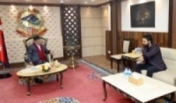 प्रधानमन्त्री र काठमाडौँ महानगर प्रमुखबीच भेटवार्ता