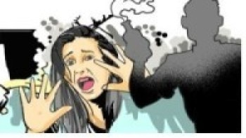 महिलालाई ज्युँदै आगो लगाउने र तेजाब प्रहार घटनाप्रति चिन्ता व्यक्त   