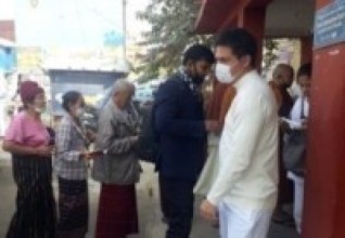 समाचार प्रभावः झुलाघाटमा अलपत्र नेपालीको उद्धार