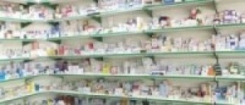 जाजरकोटमा अधिकांश औषधि पसल बन्दः घण्टौँ हिँडेर औषधि किन्न बाध्य