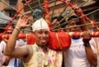 बोडेमा जात्रा नरोकिने, आठौँ पटक बुद्धकृष्णले जिब्रो छेड्ने