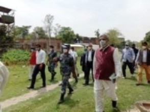 नेपाल–भारत सीमावर्ती क्षेत्रको निरीक्षण गर्दै जनप्रतिनिधिको टोली